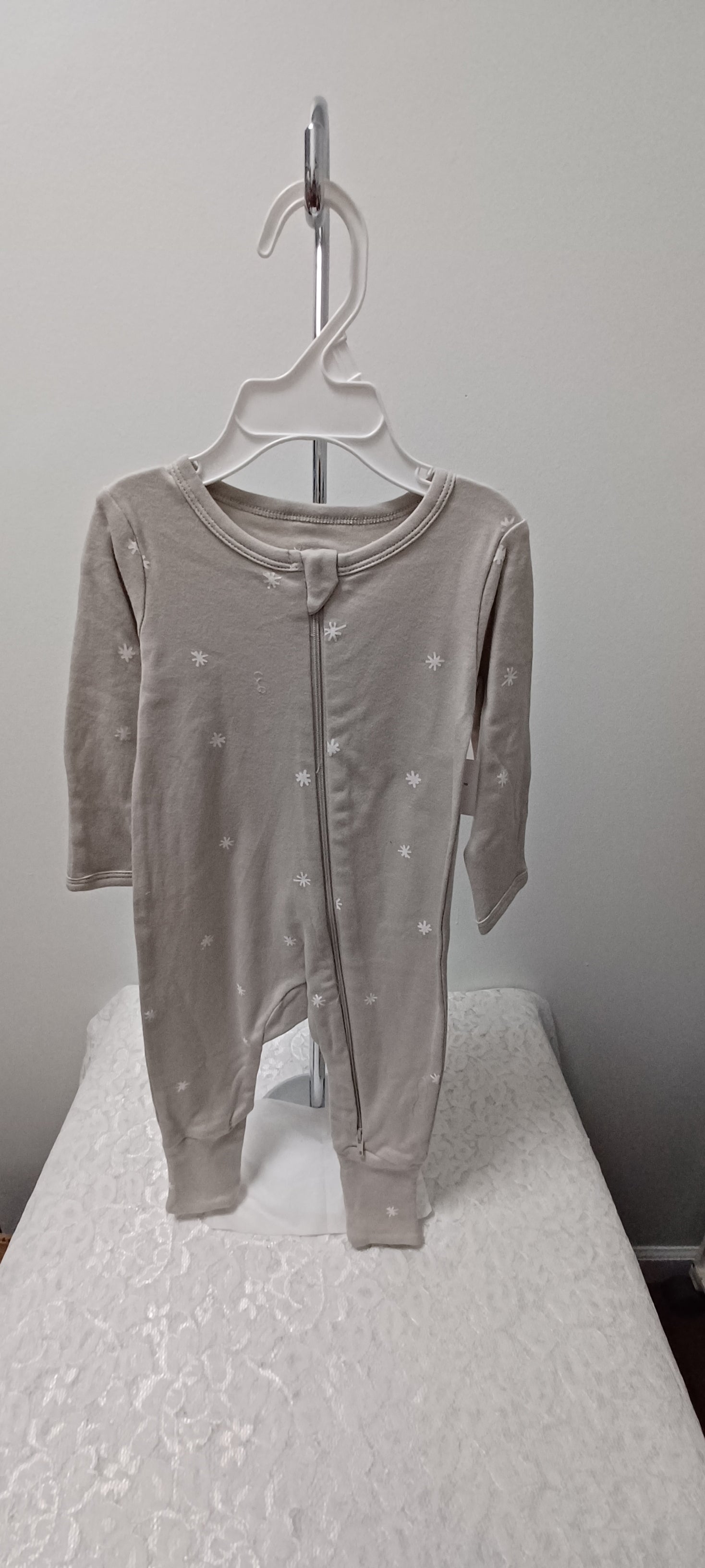 Grey Knit 1pc With Zipper