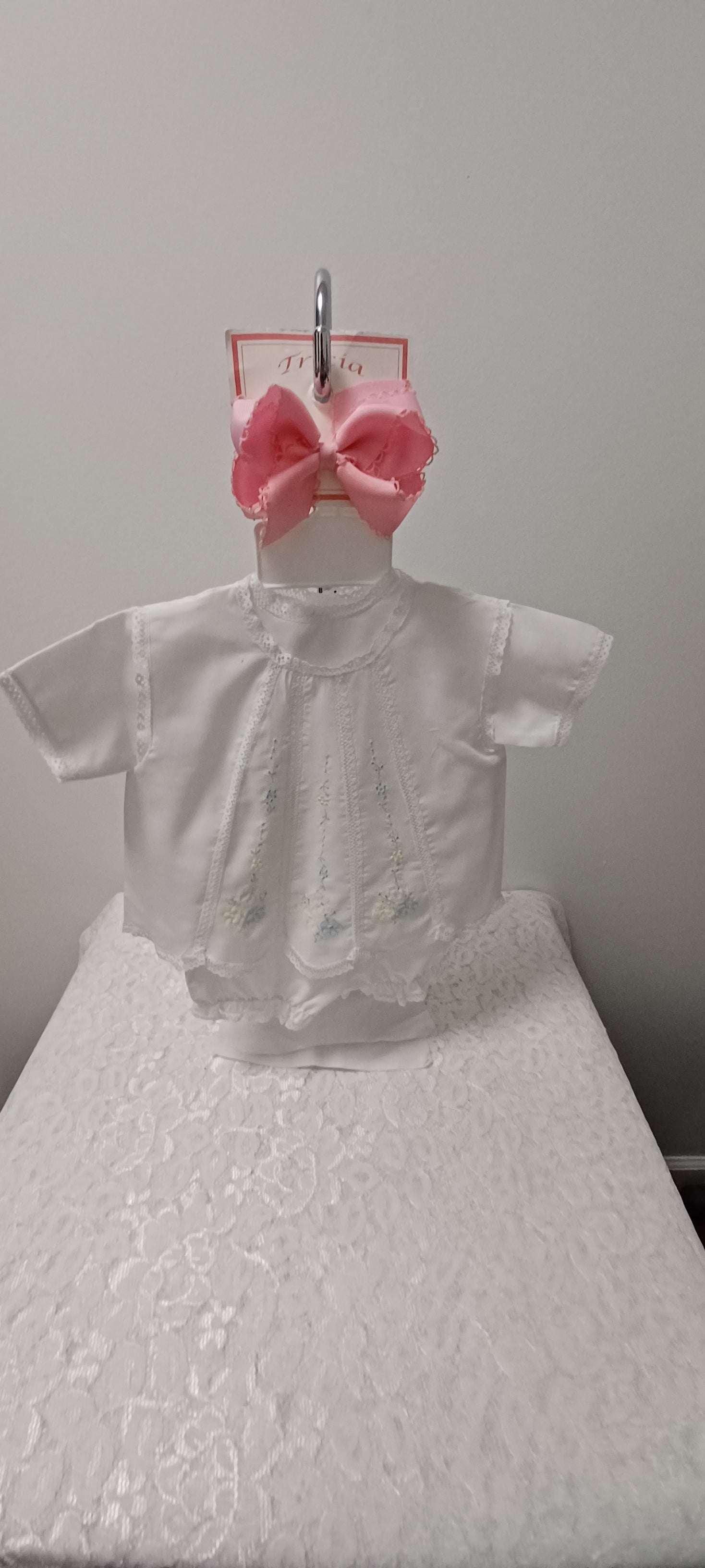 Girls 3pc Diaper Set With Pastel Embroidery Flowers