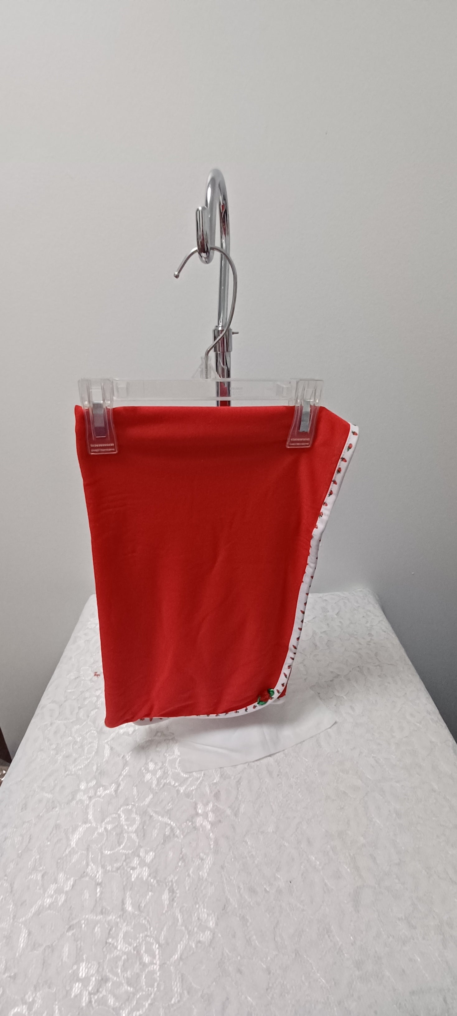 Red Knit Blanket Wth Red Rosebud Trim