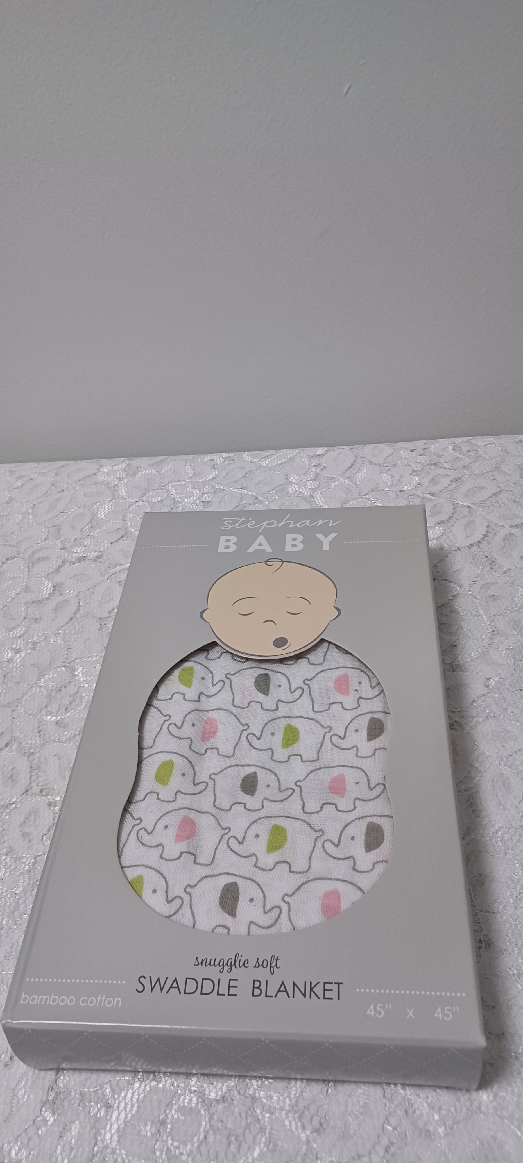 Girls Pink and Green Elephant Blanket