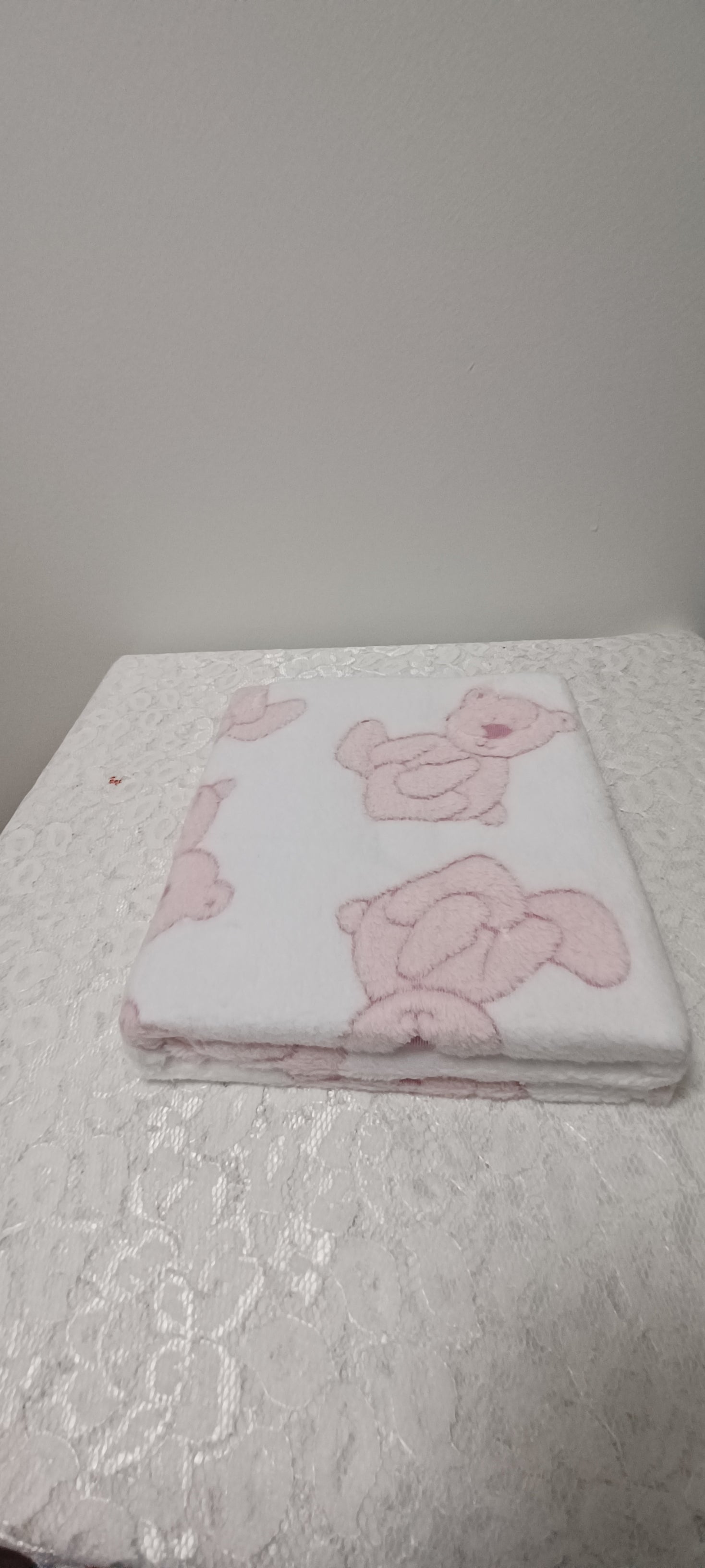 Girls Pink and White Blanket